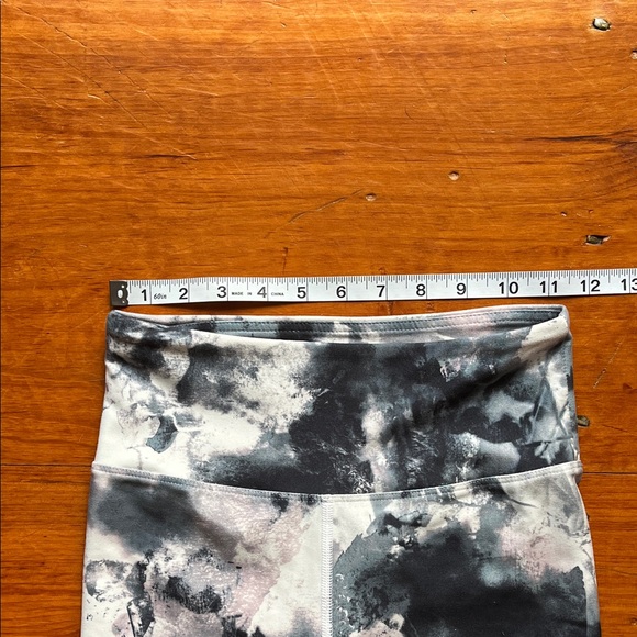 Balance Collection Active Shorts - Picture 4 of 6